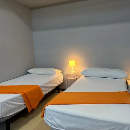 Beds & Hostel *