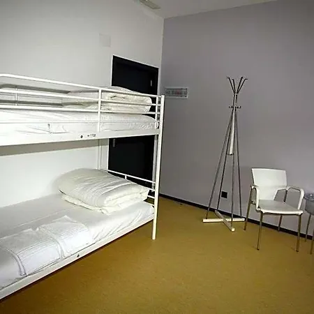 Beds & * Vigo
